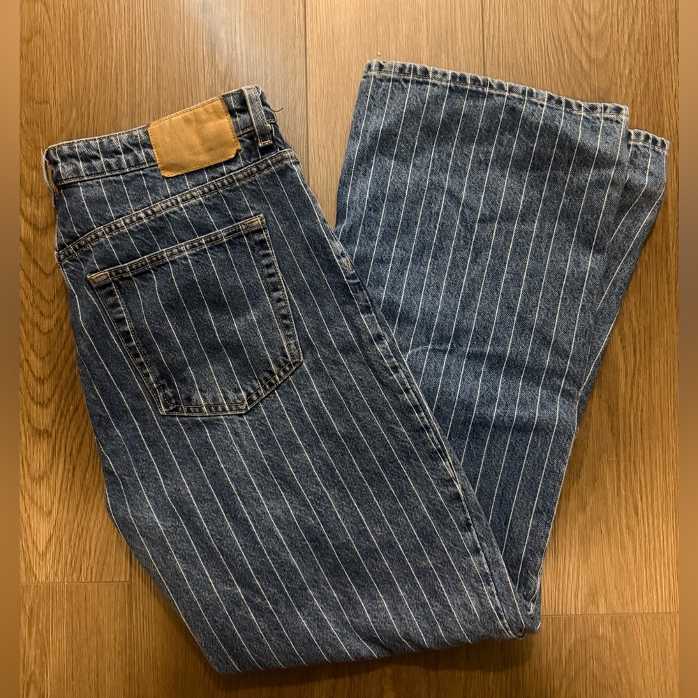 H&M women’s pinstripe wide leg blue jean, 10/30R